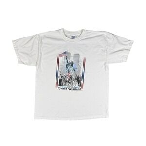 Vtg 9/11 United We Stand Tribute T-shirt Men's XL White‎ 2002 Memorial USA Y2K